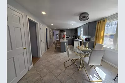 20 Farm Pond Rd, Dracut, MA 01826 - Photo 7