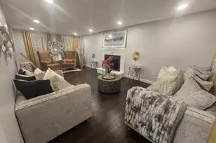 20 Farm Pond Rd, Dracut, MA 01826 - Photo 5