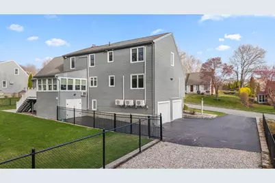 16 Flint Pond Rd, Worcester, MA 01604 - Photo 5