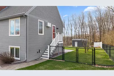 16 Flint Pond Rd, Worcester, MA 01604 - Photo 39