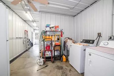 102 Grove St, Chicopee, MA 01020 - Photo 19