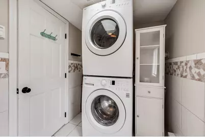 95 Wheeler St, Gloucester, MA 01930 - Photo 15