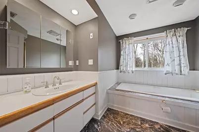 4 Gloria Dr, Mansfield, MA 02048 - Photo 19