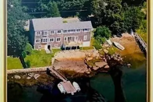 11 Dennison St, Gloucester, MA 01930 - Photo 3