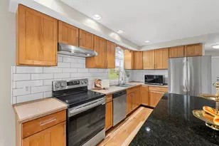 30 Old West Warren Rd, Warren, MA 01083 - Photo 17