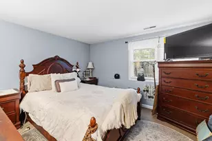 1619 Braley Rd, New Bedford, MA 02745 - Photo 3