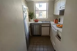 84 Gainsborough St, Boston, MA 02115 - Photo 3