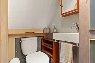 32 Hawthorn St, Cambridge, MA 02138 - Photo 25