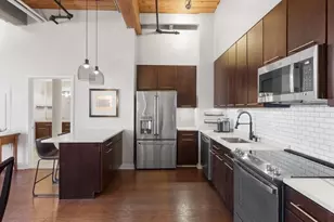 1245 Adams St, Boston, MA 02124 - Photo 5