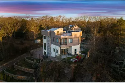 71 Grove St, Brookline, MA 02467 - Photo 1