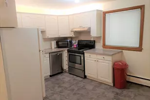 33 Jacqueline Rd, Waltham, MA 02452 - Photo 3