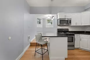35 Bay State Rd, Boston, MA 02215 - Photo 5