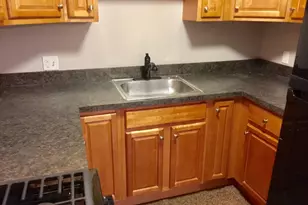 81 High St, Amesbury, MA 01913 - Photo 11