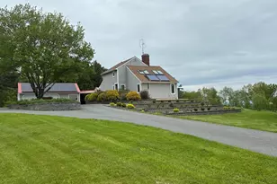 169 Old Albany Rd, Greenfield, MA 01301 - Photo 3