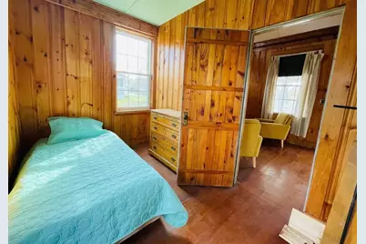 37 Lincoln Hwy, Wareham, MA 02571 - Photo 15