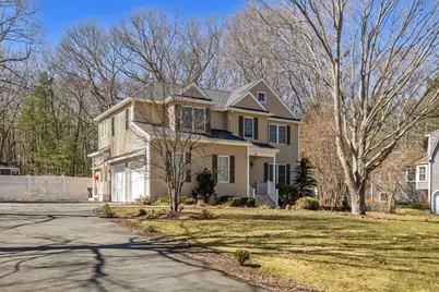 60 Shufelt Rd #1, Walpole, MA 02071 - Photo 1