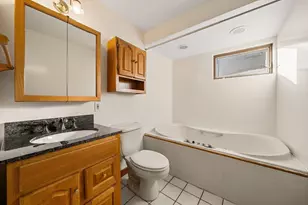 17 Roslyn St, Salem, MA 01970 - Photo 23