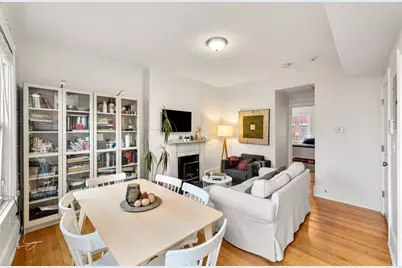 62 West Cedar St #3, Boston, MA 02114 - Photo 3