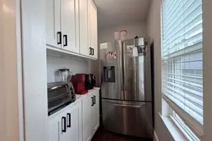 488 Ashmont St, Boston, MA 02122 - Photo 7