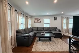 488 Ashmont St, Boston, MA 02122 - Photo 9