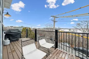 18-20 Crestway Rd, Boston, MA 02128 - Photo 11