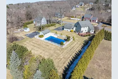 17 Stoneybrook Rd, Grafton, MA 01536 - Photo 3