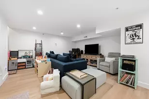 35 Tuckerman St, Boston, MA 02127 - Photo 11