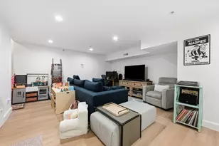 35 Tuckerman St, Boston, MA 02127 - Photo 11