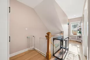 35 Tuckerman St, Boston, MA 02127 - Photo 21
