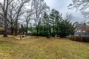 32 Farmington St, Worcester, MA 01603 - Photo 21