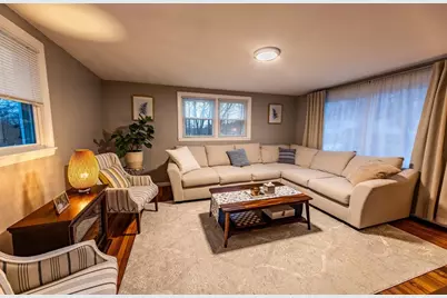 32 Farmington St #1, Worcester, MA 01603 - Photo 5