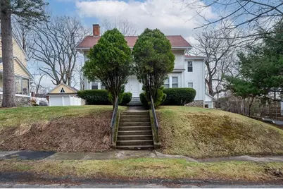 35 Hadwen Ln, Worcester, MA 01609 - Photo 3