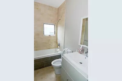 196 Walden St #3, Cambridge, MA 02140 - Photo 9