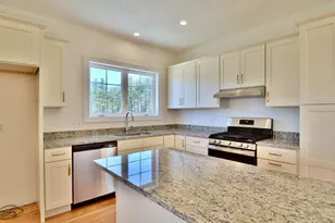 16B Crownshield, Uxbridge, MA 01569 - Photo 5