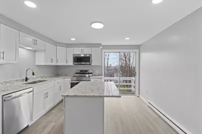 6 Mount Vernon Street #D, Worcester, MA 01605 - Photo 3