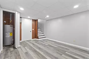 6 Mt Vernon St, Worcester, MA 01605 - Photo 25