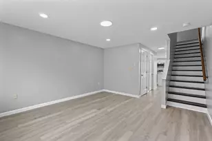 6 Mt Vernon St, Worcester, MA 01605 - Photo 9