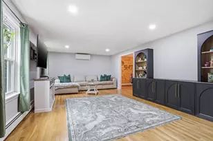 165 Townsend St, Pepperell, MA 01463 - Photo 7