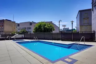 566 Commonwealth Ave, Boston, MA 02215 - Photo 17