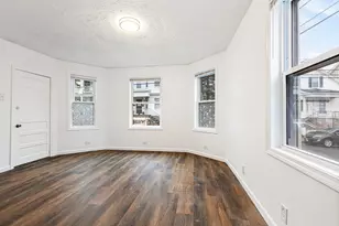 93 Warren St, Fall River, MA 02720 - Photo 3