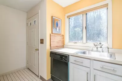 575 Bridge Rd #8-5, Northampton, MA 01062 - Photo 7