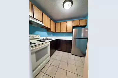 75 Scotch Pond Pl #32, Quincy, MA 02169 - Photo 3