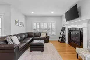 36 Empire Dr, North Andover, MA 01845 - Photo 5