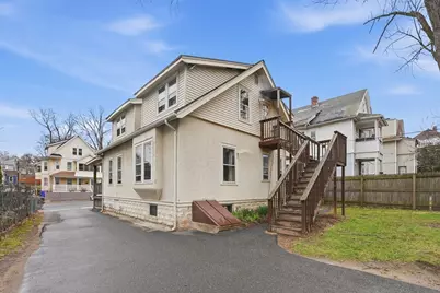 127 Orange St, Springfield, MA 01108 - Photo 33