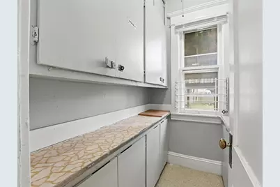 127 Orange St, Springfield, MA 01108 - Photo 17