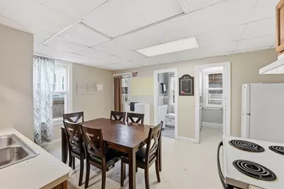 127 Orange St, Springfield, MA 01108 - Photo 15