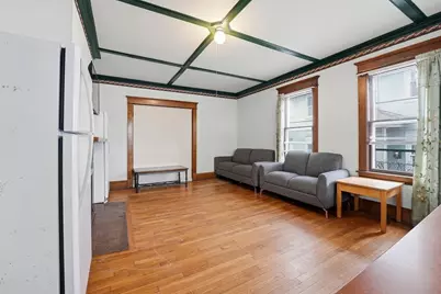 127 Orange St, Springfield, MA 01108 - Photo 9