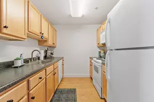 256-C Market St, Lowell, MA 01852 - Photo 7