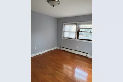 38 Vine #B, Saugus, MA 01906 - Photo 3