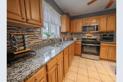 215 Western Ave, Lynn, MA 01904 - Photo 5